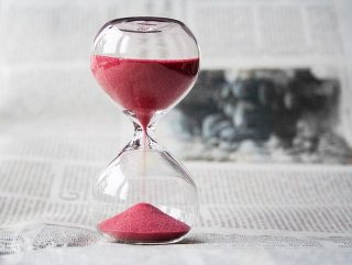 hourglass-620397_640-320x241